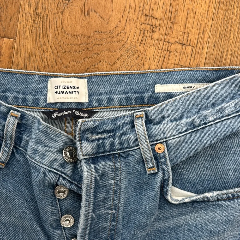 NWOT CITIZENS FOR HUMANITY EMERY JEANS 26 - Picture 3 of 6